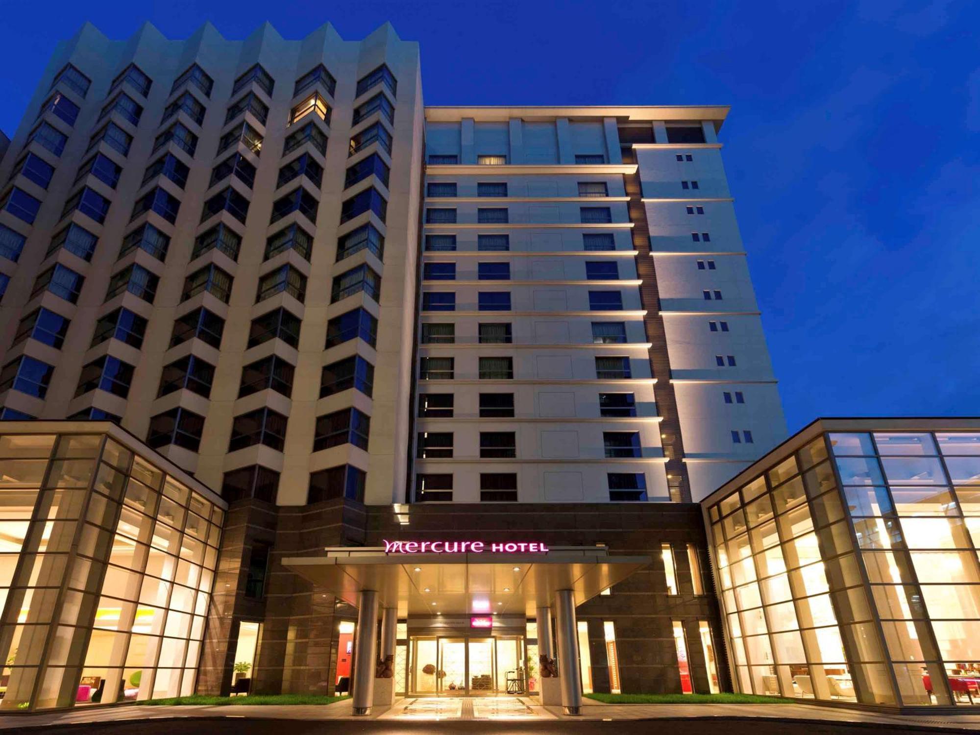 Mercure Hotel Okinawa Naha Exterior photo